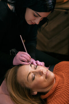 Technician Microblades Client Eyebrows
