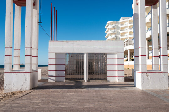 Geometric architecture for urban landscape