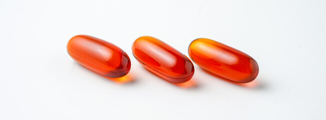 Oil filled capsules, softgel of food supplements, fish oil, omega 3, vitamin D3, vitamin E