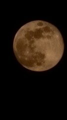 Es una luna muy bonita.