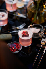 Aesthetic cocktail making at the bar