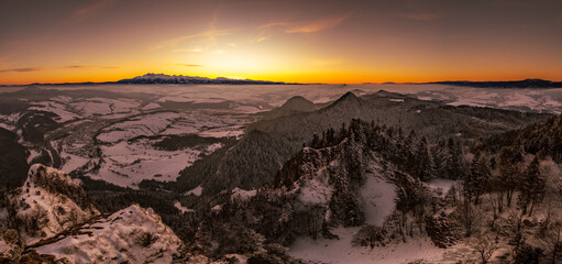 Pieniny , góry, zima, śnieg, Karpaty, mgły, Tatry, Dunajec © Daniel Folek