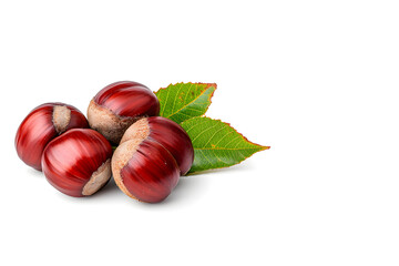 Obraz premium Heap of chestnuts isolated on white backdrop