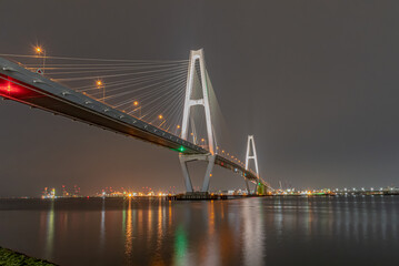 名港中央大橋（名港トリトン）
