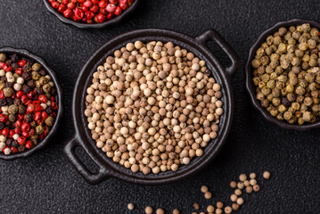 White allspice in a ceramic bowl