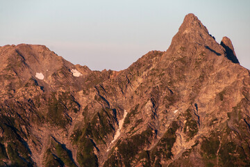 北アルプス大天井岳より 槍ヶ岳のモルゲンロート01