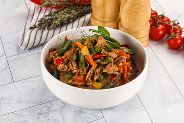 Gourmet shredded meat with vegetables