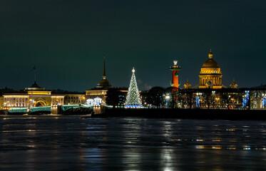 Obraz premium A Christmas Tree by the Neva. Saint Petersburg, Russia. December, 2024.