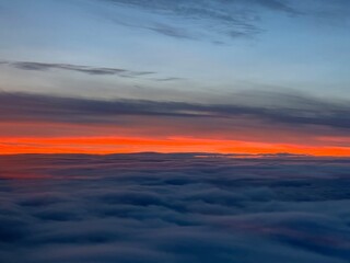 Obraz premium sunset over the mountains