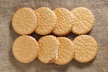 Sandwich cookie with filling