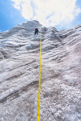 息をのむ絶景 - アンデス山脈 ワイナポトシ