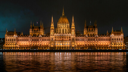 PARLAMENT BUDAPEST