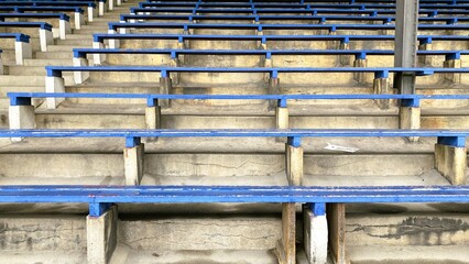Tribüne in einem alten Stadion
