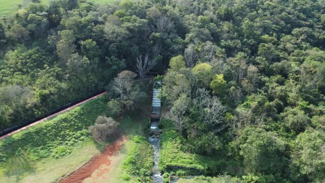 Aerial view of the Parque da Raposa ecological municipal park in Apucarana.