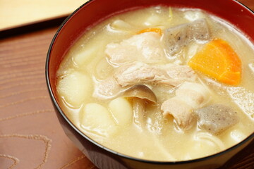 豚汁　和食
