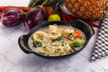 Chinese wonton soup with dumplings