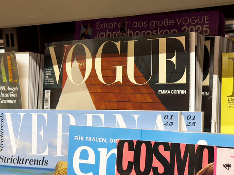 Magazines on display: vogue, verena, and cosmo covers on shelf