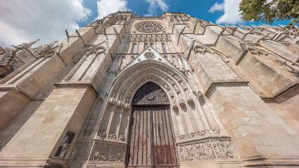 Obraz premium Cathedrale Saint-Andre de Bordeaux timelapse with twin spires. France