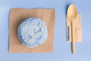 bentо  cake in a box with a spoon