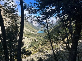 Dando un paseo por el Vignemale, pirineo francés. Caballos  y paisajes de alta montaña, Lago e ibón