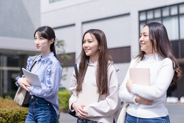 大学生のポートレート