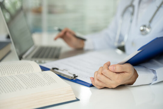 medical writer or medical communicator are writing clinical trial documents that describe research results, product use, and other medical information.