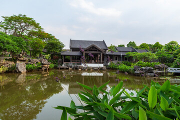 Obraz premium chinese pavilion in the garden