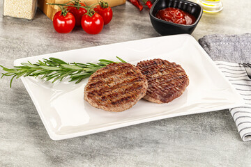 Grilled two beef burger cutlet