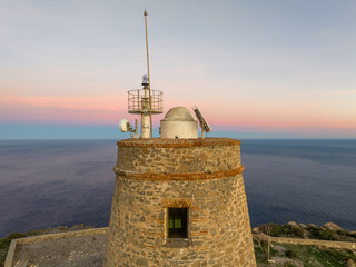 Faro Punta de la Polacra situado en Níjar, provincia de Almería, Andalucía, España