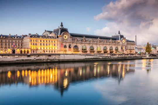 Musee d'Orsay on the river Seine at dawn, Paris, France