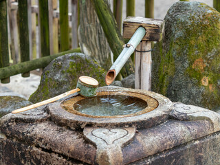 奈良公園鷺池の洞水門