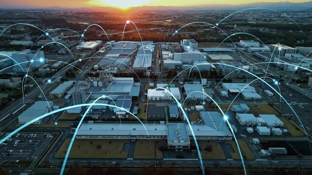 工業地帯の空撮と通信ネットワーク
