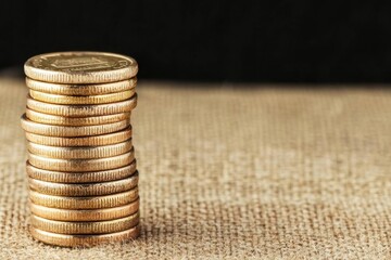 value and price investment discount. Artistic depiction of a graph where discounted Price intersects with Value to boost Investment returns