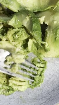 Perfectly mashed avocado preparation for healthy meals