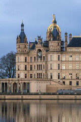 Fototapeta premium Schwerin castle in northern, Germany on a winter late afternoon