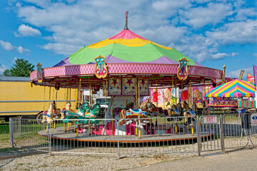 Colorful carousel at the fair © Sandra Burm