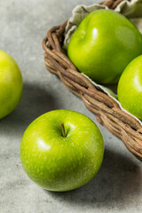 Healthy Organic Green Granny Smith Apples