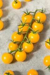 Organic Raw Yellow Cherry Tomatoes