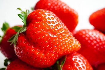 真っ赤で艶々で新鮮ないちご