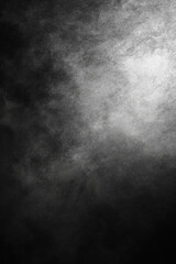 Obraz premium A dark grainy abstract background with a smooth white-to-black gradient, featuring a glowing noise texture effect, perfect for a modern banner or cover design 