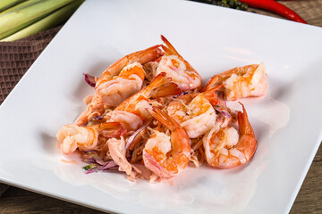 Shrimp cocktail with salad and sauce