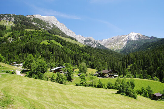 A path through Berchtesgaden National park from Ramsau to Weissbach bach	