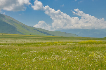 Fototapeta premium Urut river valley between Sverdlov and Privolnoye villages in Lesser Caucasus (Lori province, Armenia)