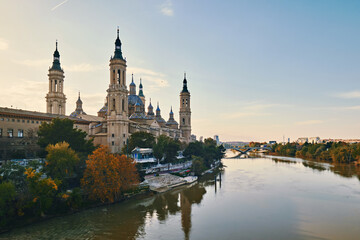 Fototapeta premium Basilica of Our Lady of the Pillar, Zaragoza, Spain