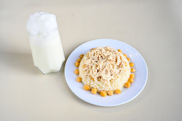 Traditional delicious Turkish food; Turkish style rice pilaf (Turkish name; Arpa sehriyeli. tavuk, kuru fasulyeli, pirinc pilavi). Cigerli, kavurmali, tereyagli nohut pilav.