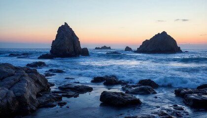 Obraz premium Ocean Rock Formations at Sunset with Waves Crashing on Shore
