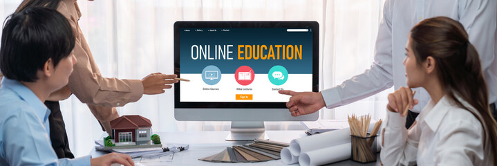 E-learning website with brisk sofware for student to study online on the internet network