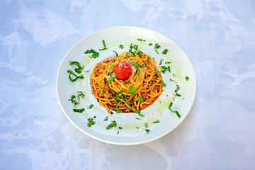Macaroni Salad with red bell pepper, onion, celery, gherkins and mayonnaise dressing.Traditional Italian pasta with vegetables and creamy cottage cheese in a bowl. Fettuccini, alfredo makarna.