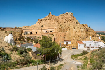 Obraz premium Guadix caves houses in the province of Granada from the 16th century, Andalusia, Spain.