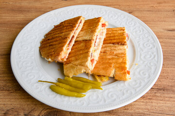 Turkish karisik atom Ayvalik tost ( kasarli bazlama tost) . Sucuklu, Kasarli, kavurmali karisik...